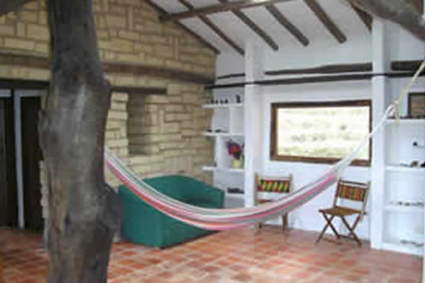 Sala hamaca cabaña paz verde en Villa de Leyva